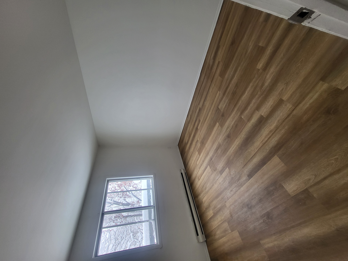 775 7e avenue — photo 2