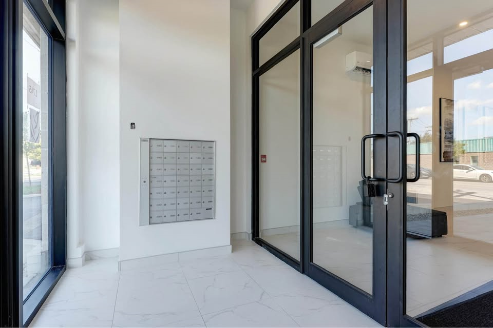 1745 Rue de Plaisance — photo 3