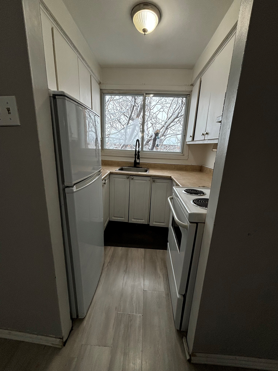 8390 Christophe Colomb — photo 3